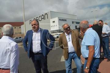 Acto de descubrimiento de la placa de la calle de Farmacéutico Francisco Artiles Betancor (Foto TA)